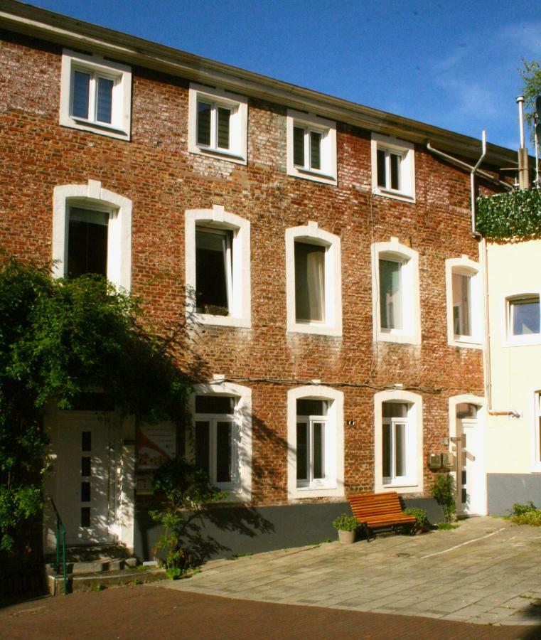 Apartment Het Mergelhoek 2 *